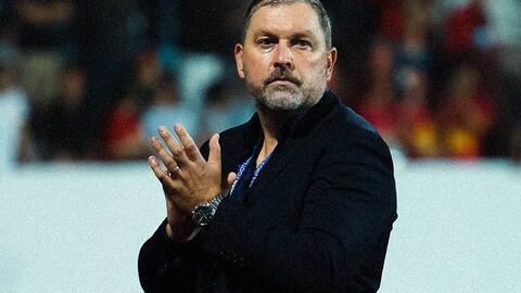 HLV tuyển Malaysia chịu sức ép lớn sau thất bại trước tuyển Việt Nam