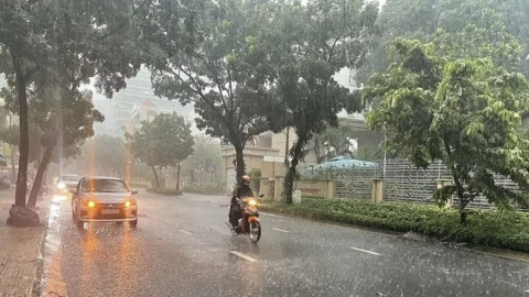 Dự báo thời tiết ngày 11/5: Bắc Bộ mưa dông, Nam Bộ ngày nắng nóng