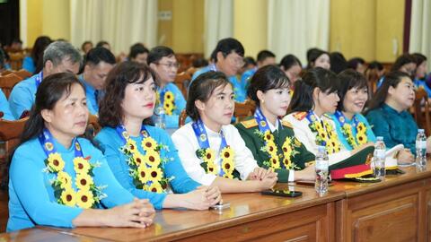Gốm Đất Việt gắn thu nhập của người lao động với năng suất để phát triển bền vững