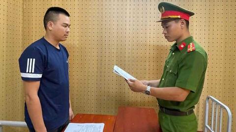 Khởi tố 2 đối tượng đánh bạc bằng hình thức cá độ bóng đá