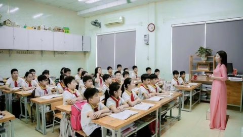 Thanh Hóa giao hơn 4.300 chỉ tiêu hợp đồng giáo viên, nhân viên cho năm học mới