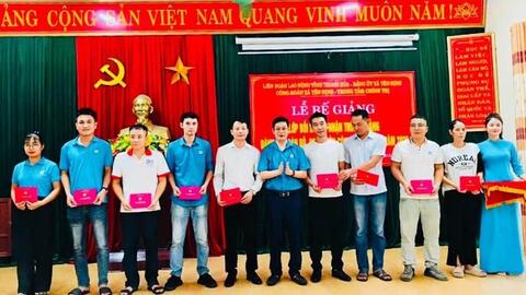 Bồi dưỡng nhận thức về Đảng cho đoàn viên ưu tú trong doanh nghiệp
