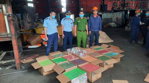 Đắk Lắk tiêu hủy 10.800 đầu hút thuốc lá điện tử trị giá 4,32 tỉ đồng