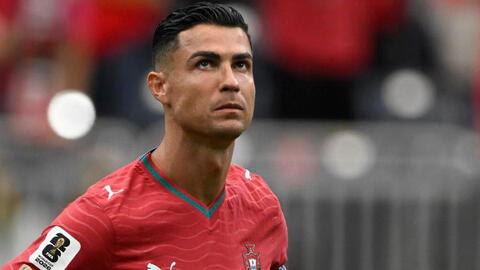 Ronaldo bị cựu danh thủ của Bồ Đào Nha chỉ trích