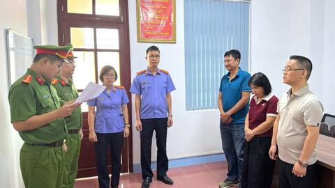 Bắt trưởng chi nhánh và 2 kế toán trong vụ tham ô hơn 18 tỉ đồng ở Lạng Sơn