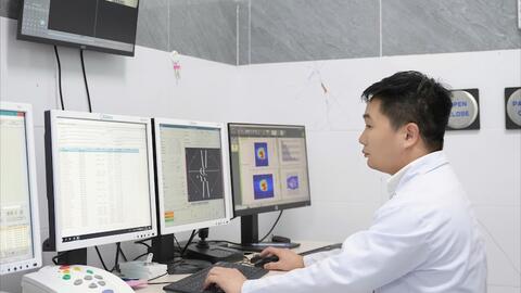 Bệnh viện Quảng Trị nỗ lực thu hút, giữ chân bác sĩ giỏi