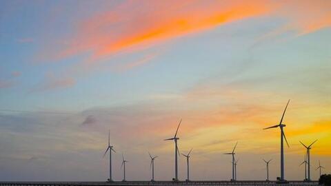 Việt Nam cần gỡ ''nút thắt'' nào để phát triển năng lượng bền vững?