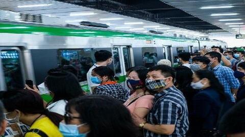 Hà Nội yêu cầu một số nhóm người cần đeo khẩu trang để phòng dịch