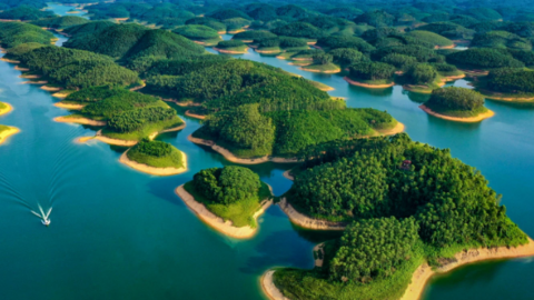 Có một "kỳ quan trên núi" chỉ cách Hà Nội 2 giờ chạy xe: Du khách nhận xét cảnh đẹp siêu thực!