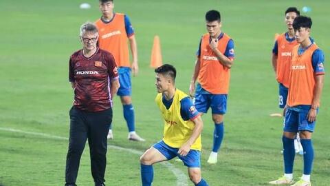 Quang Hải vẫn là ngôi sao trong mắt đàn em ở tuyển Việt Nam