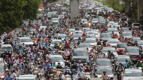 Đã đến lúc kiểm soát khí thải xe gắn máy