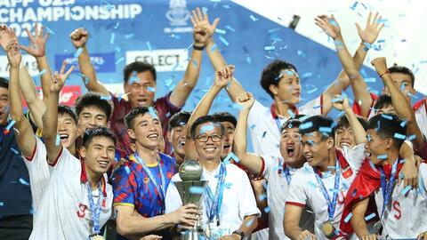 HLV Hoàng Anh Tuấn hết lời ngợi khen U23 Việt Nam