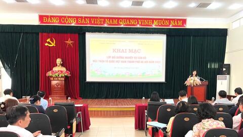 Bồi dưỡng nghiệp vụ cho 200 cán bộ Mặt trận