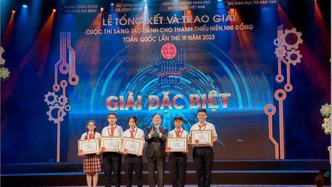 Học sinh Hà Nội xây website bảo tồn di sản dân ca quan họ