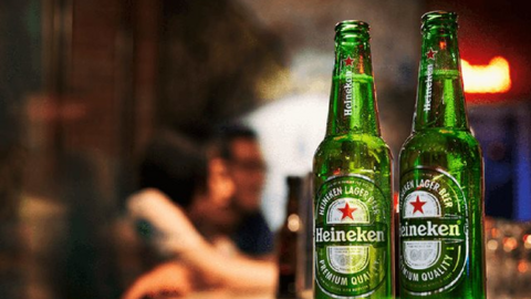 Lợi nhuận của công ty nắm 40% vốn Heineken tại Việt Nam giảm 50%, tiết lộ sự đi xuống của hãng bia chiếm thị phần lớn nhất