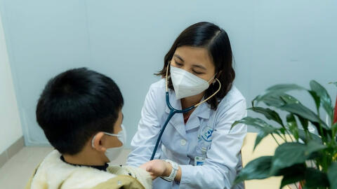 RSV bùng phát thời điểm giao mùa