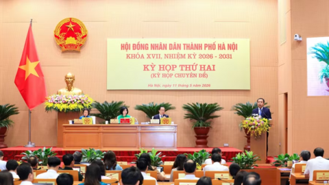 Phí sử dụng tạm thời lòng đường, hè phố Hà Nội cao nhất 400.000 đồng/m2/tháng