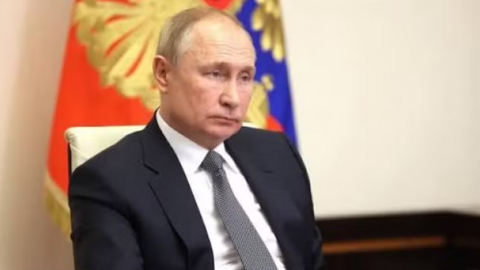 Tổng thống Putin ra lệnh xây dựng chương trình nhà nước để làm gì?