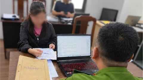 Xúc phạm giáo viên trên Facebook, người phụ nữ bị phạt 12,5 triệu đồng