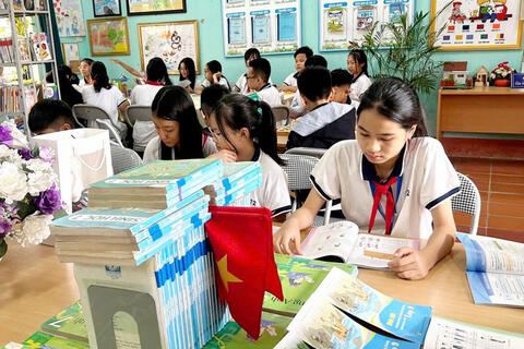 <a href="/song-xanh/giao-duc" title="Giáo dục" rel="dofollow">Giáo dục</a>