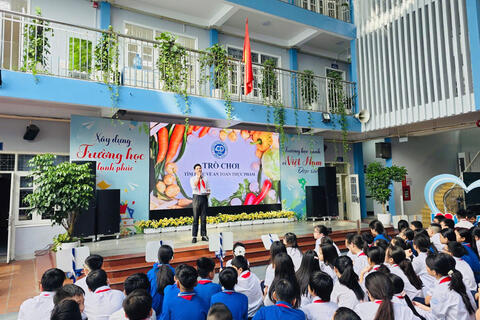 <a href="/song-xanh/giao-duc" title="Giáo dục" rel="dofollow">Giáo dục</a>