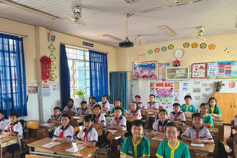 <a href="/song-xanh/giao-duc" title="Giáo dục" rel="dofollow">Giáo dục</a>