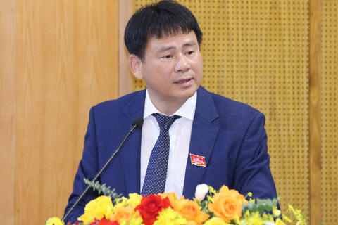 <a href="/song-xanh/giao-duc" title="Giáo dục" rel="dofollow">Giáo dục</a>