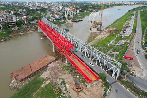 <a href="/thuong-hieu-xanh/tin-tuc/tin-trong-nuoc" title="Tin trong nước" rel="dofollow">Tin trong nước</a>