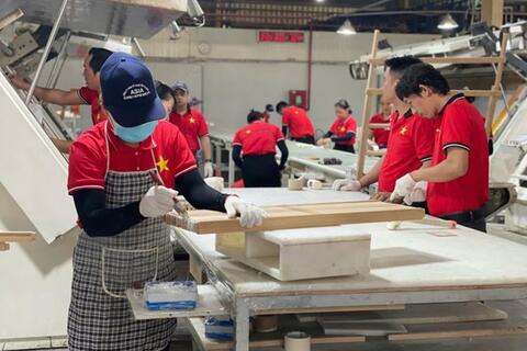 <a href="/thuong-hieu-xanh" title="Thương hiệu xanh" rel="dofollow">Thương hiệu xanh</a>