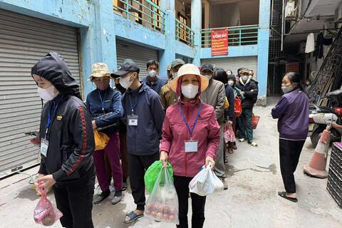 <a href="/thuong-hieu-xanh/tin-tuc/tin-trong-nuoc" title="Tin trong nước" rel="dofollow">Tin trong nước</a>