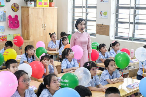 <a href="/song-xanh/giao-duc" title="Giáo dục" rel="dofollow">Giáo dục</a>