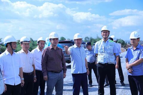 <a href="/thuong-hieu-xanh/tin-tuc/tin-trong-nuoc" title="Tin trong nước" rel="dofollow">Tin trong nước</a>