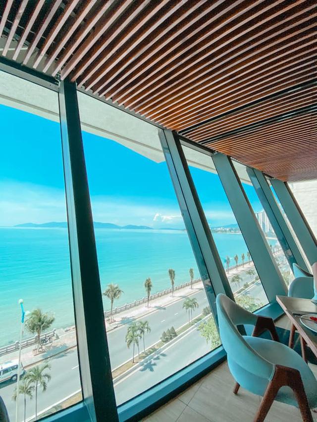 Thử trọn gói dịch vụ 5 sao ở Nha Trang: Đi bộ dưới biển, bay dù lượn, tắm bùn. Chỉ hết 8 triệu? - Ảnh 4. Thử trọn gói dịch vụ 5 sao ở Nha Trang: Đi bộ dưới biển, bay dù lượn, tắm bùn. Chỉ hết 8 triệu? - Ảnh 4.