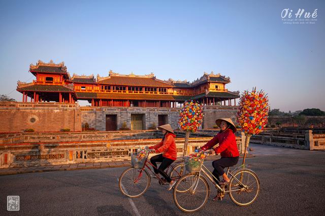 Du lịch Huế và những nỗ lực nhằm thoát khỏi định kiến ù lì mong ‘hữu xạ tự nhiên hương’ và chỉ biết ‘sử dụng vốn tự có’ - Ảnh 1. Du lịch Huế và những nỗ lực nhằm thoát khỏi định kiến ù lì mong ‘hữu xạ tự nhiên hương’ và chỉ biết ‘sử dụng vốn tự có’ - Ảnh 1.