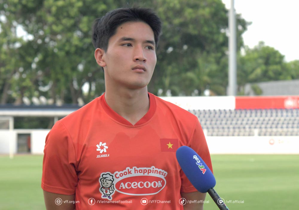 Nguyễn Ngọc Mỹ trả lời phỏng vấn báo chí. Ảnh: VFF