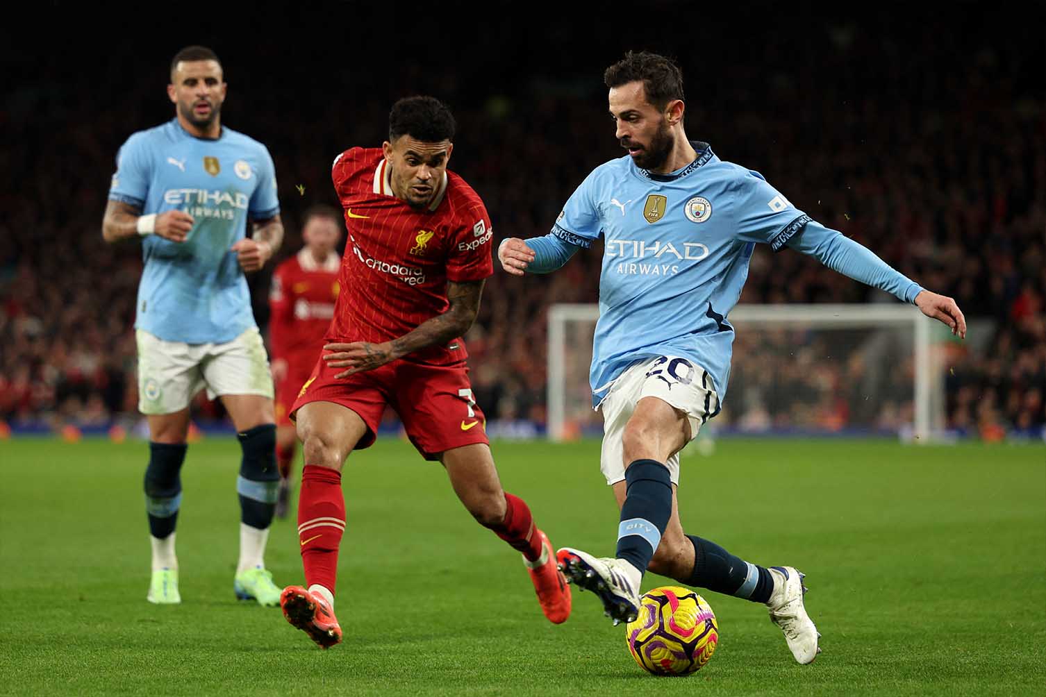 Luis Diaz luôn là nhân tố quan trọng của Liverpool trong hành trình giành Premier League 2024-2025. Ảnh: AFP