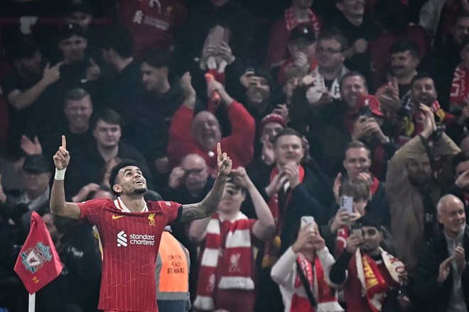 Sự cam kết tương lai của Luis Diaz với Liverpool