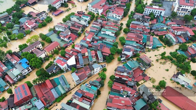 Lào Cai ngập sâu sau mưa lớn, nhiều khu vực nguy cơ xảy ra lũ ống, lũ quét