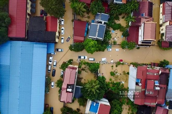 Thái Nguyên ngập trong nước do mưa lũ. Ảnh: Nguyễn Hoàn