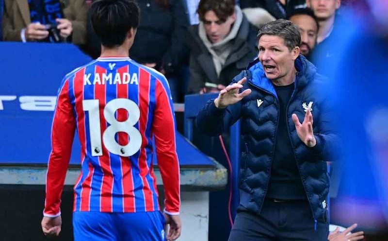 Bộ đôi Adam Wharton và Daichi Kamada đang vận hành rất tốt. Ảnh: AFP