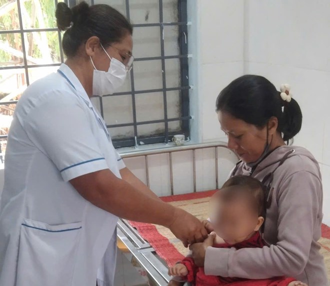 Buôn Đôn duy trì tiêm chủng, nâng cao sức khỏe cho trẻ em