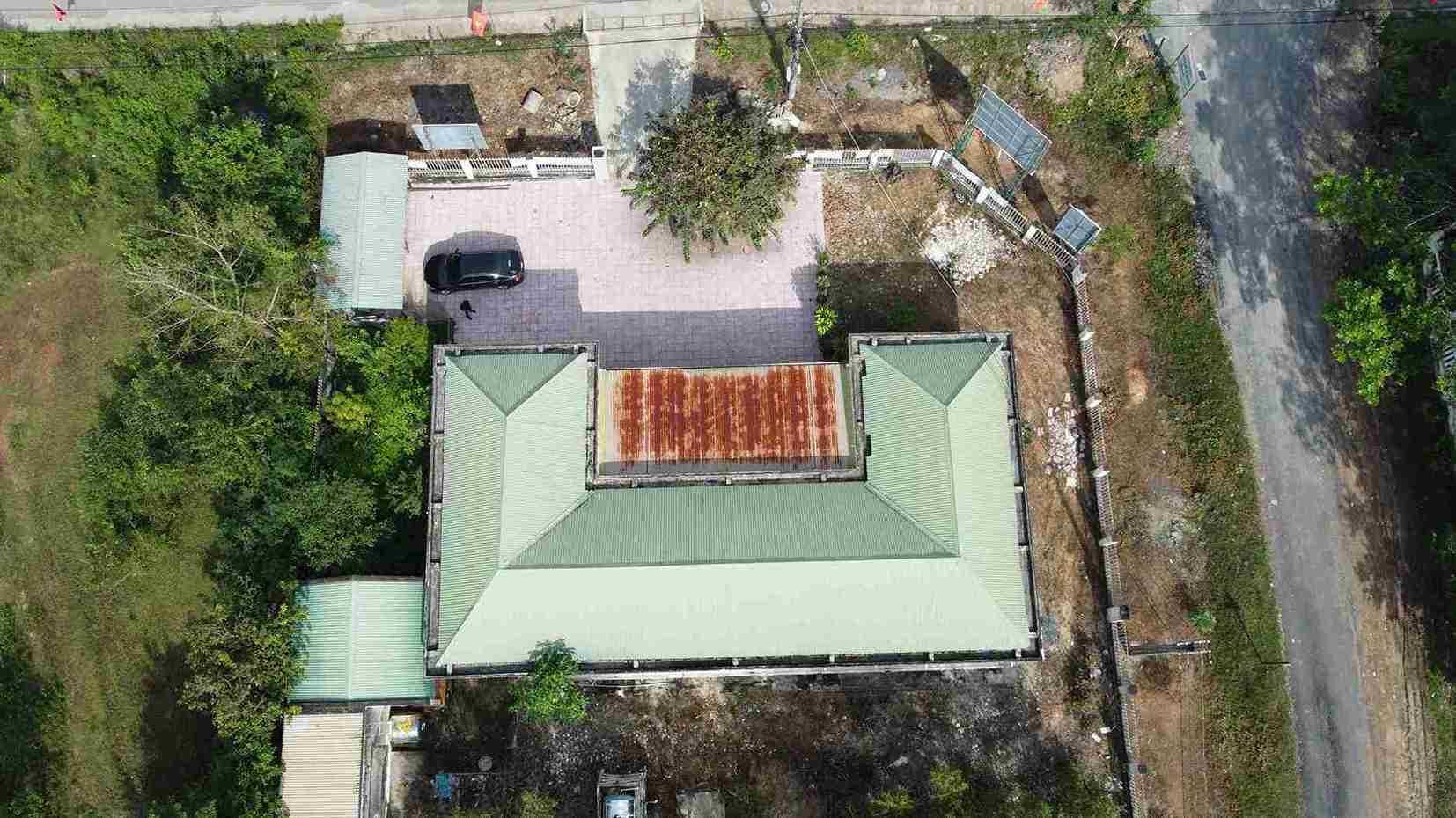 Trạm Y tế xã Buôn Đôn nhìn từ trên cao. Ảnh: Bảo Lâm