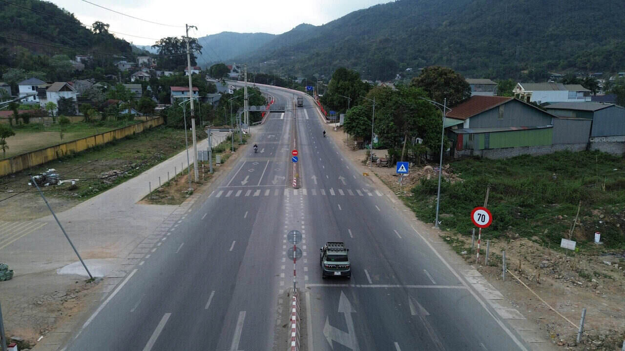 Các phương tiện di chuyển thuận lợi, giảm áp lực giao thông so với trước đây. Ảnh: Minh Chuyên