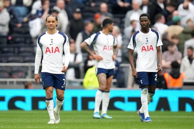 Đội hình của Tottenham hiện tại đã kiệt quệ về mọi mặt.  Ảnh: AFP