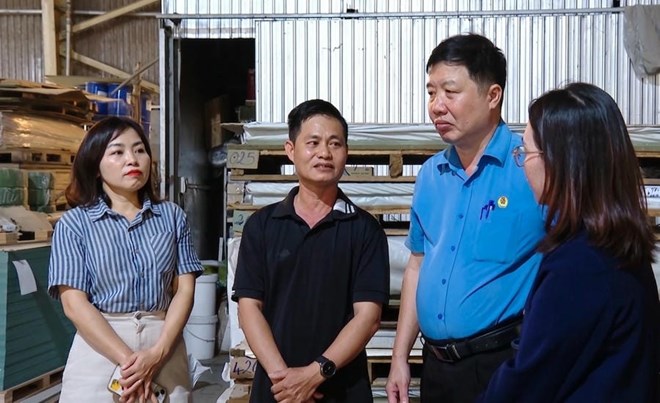 Doanh nghiệp chia sẻ khó khăn để giữ chân người lao động