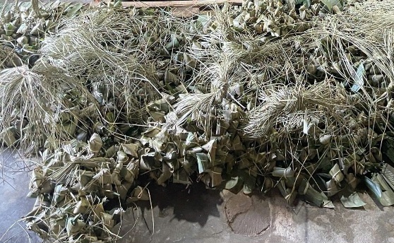 Công an xã Đại Lộc, Đà Nẵng phát hiện cơ sở trộn hàn the vào 3.000 chiếc bánh ú tro. Ảnh: CACC