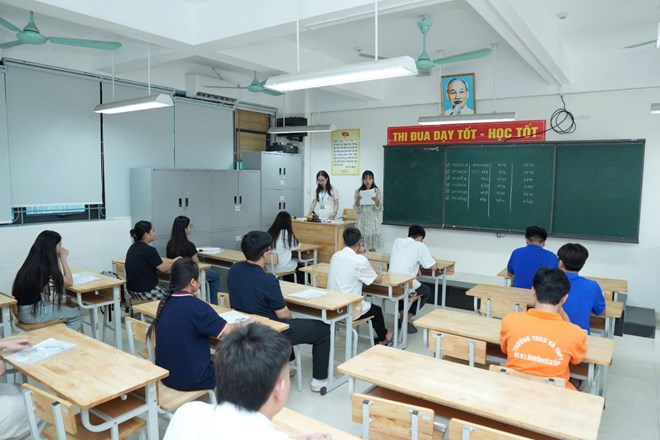 Phổ điểm thi tốt nghiệp THPT năm 2026: Loạt địa phương dẫn đầu cả nước