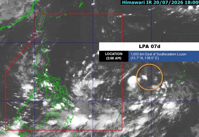 Áp thấp mới gần Philippines có khả năng thành bão, đi vào Biển Đông