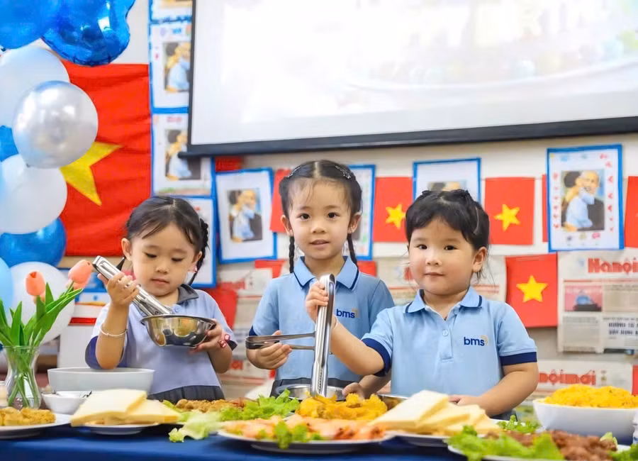 Trẻ Trường Mầm non Ban Mai (Hà Nội).