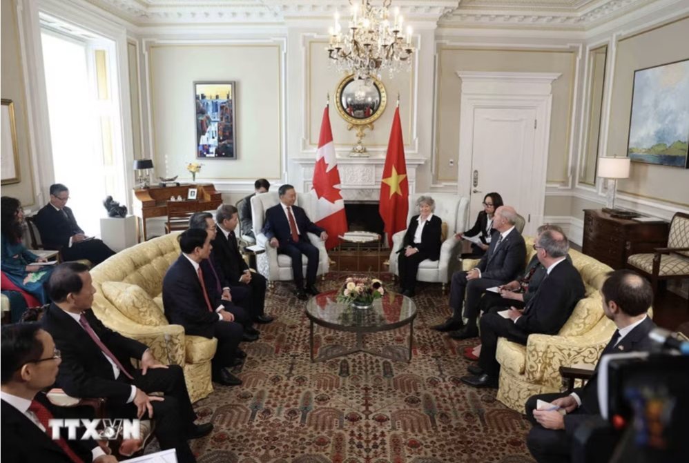 Tổng Bí thư, Chủ tịch nước Tô Lâm hội kiến với Toàn quyền Canada Louise Arbour. Ảnh: TTXVN